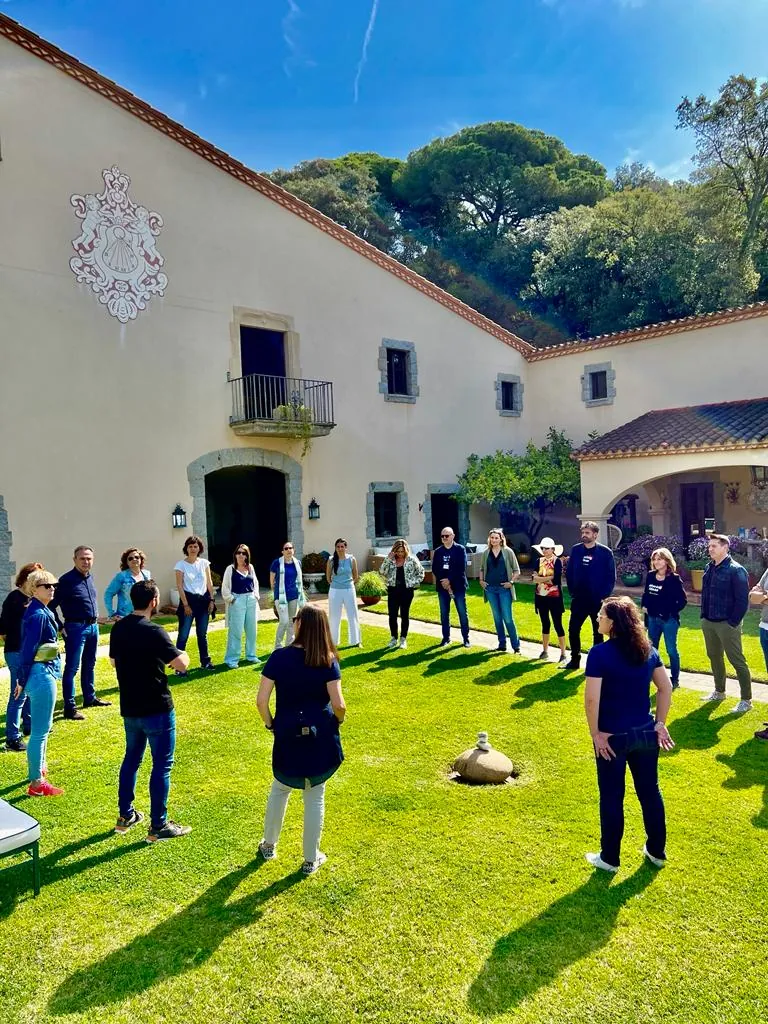 Coaching de equipos en naturaleza y en sala: metodología para hacer crecer a los equipos